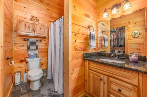 5830 Fairview Road Marble NC 28905