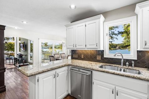 414 Mccracken Point Hayesville NC 28904