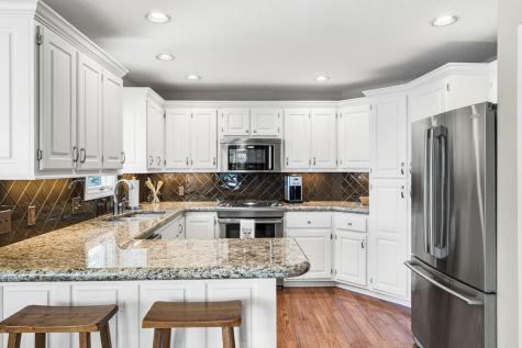 414 Mccracken Point Hayesville NC 28904