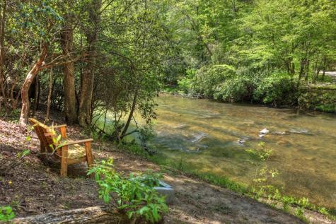 509 Ponderosa Ellijay GA 30540