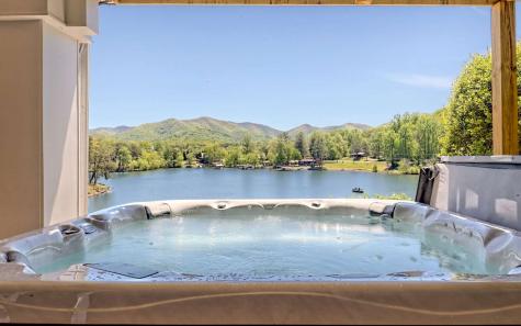 1652 Stonecrest Circle Hiawassee GA 30546
