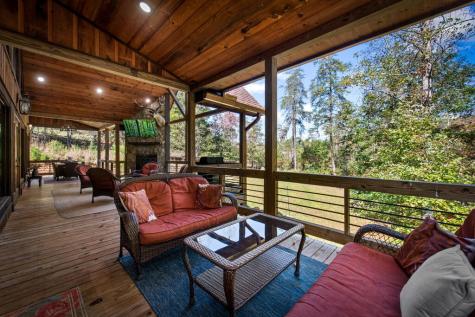 50 W Shalom Court Blue Ridge GA 30513