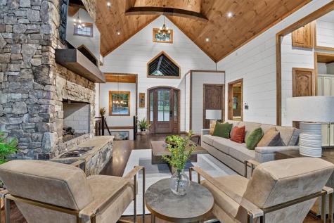 66 Rome Point Blue Ridge GA 30513