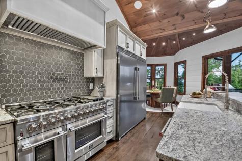 66 Rome Point Blue Ridge GA 30513