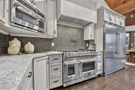 66 Rome Point Blue Ridge GA 30513