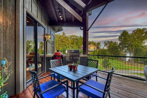 66 Rome Point Blue Ridge GA 30513