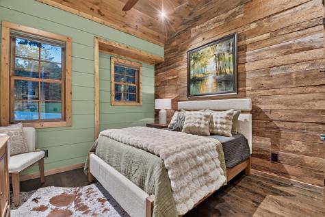 66 Rome Point Blue Ridge GA 30513