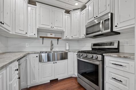 66 Rome Point Blue Ridge GA 30513