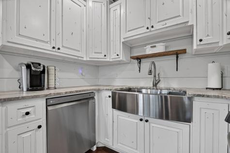 66 Rome Point Blue Ridge GA 30513