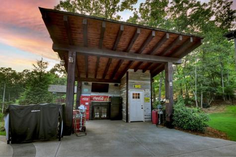 66 Rome Point Blue Ridge GA 30513