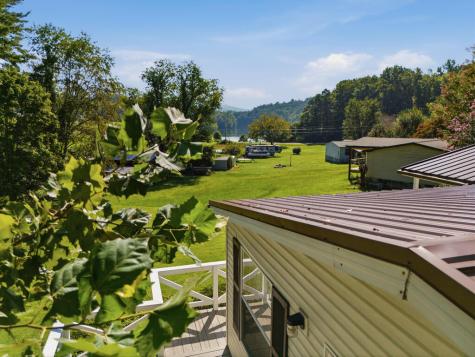 86 Ledford Chapel Way Hayesville NC 28904