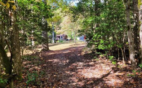 1492 Pine Log Church Road Brasstown NC 28902