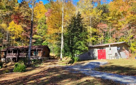 1492 Pine Log Church Road Brasstown NC 28902