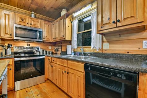 550 Hillsdale Drive Ellijay GA 30540