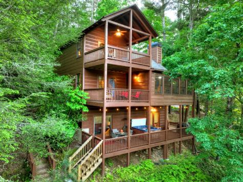 550 Hillsdale Drive Ellijay GA 30540