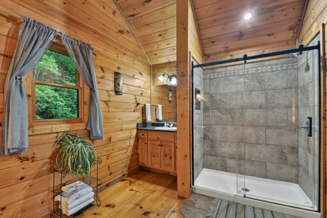 550 Hillsdale Drive Ellijay GA 30540