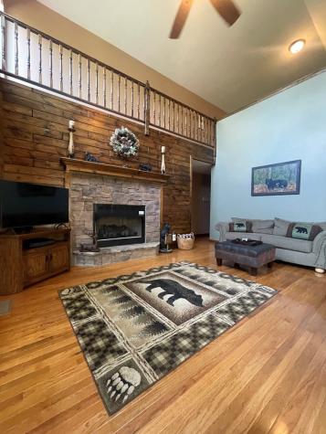 737 Deer Lane Hiawassee GA 30546