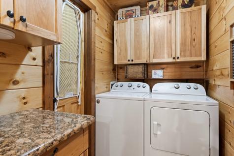 236 Logan Drive Mineral Bluff GA 30559