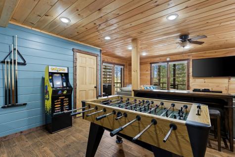 236 Logan Drive Mineral Bluff GA 30559