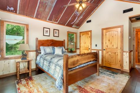 589 Deer Crest Road Blue Ridge GA 30513