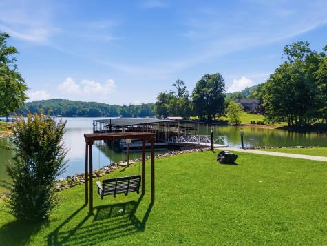 2145 Ridgecrest Circle Hiawassee GA 30546