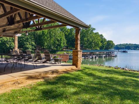 2145 Ridgecrest Circle Hiawassee GA 30546