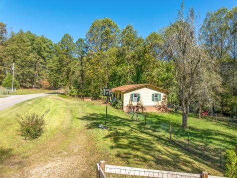 1813 John Smith Road E Blairsville GA 30512