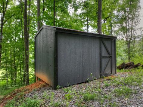 2086 Burnt Mountain Road Ellijay GA 30536