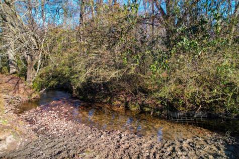 2086 Burnt Mountain Road Ellijay GA 30536