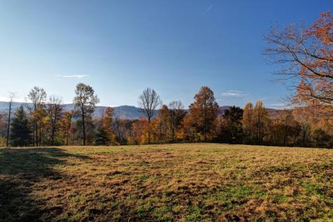 2086 Burnt Mountain Road Ellijay GA 30536