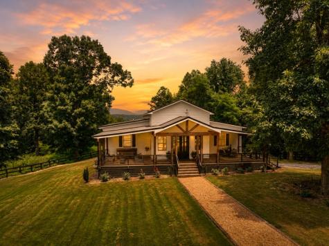 2086 Burnt Mountain Road Ellijay GA 30536