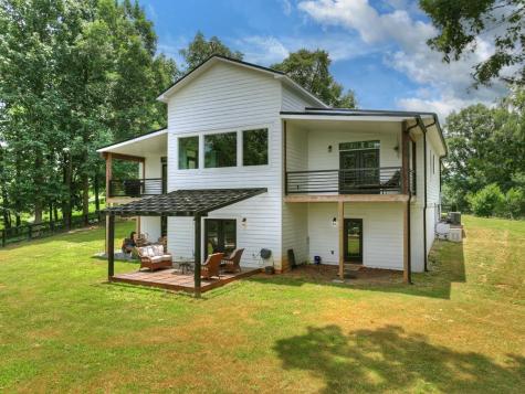 2086 Burnt Mountain Road Ellijay GA 30536