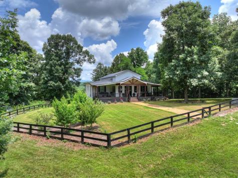 2086 Burnt Mountain Road Ellijay GA 30536