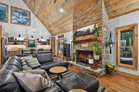 270 Wild Oaks Way Ellijay GA 30540