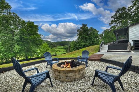 717 Bearden Road Blue Ridge GA 30513
