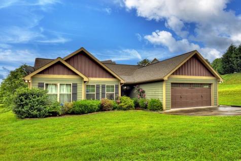 19 Lindsey Lane Blue Ridge GA 30513