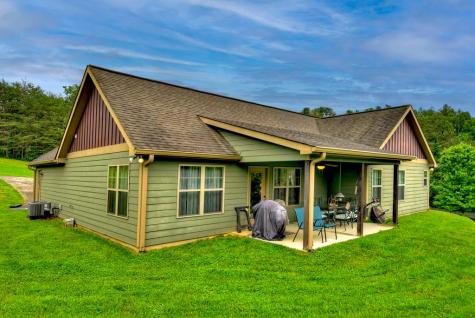 19 Lindsey Lane Blue Ridge GA 30513
