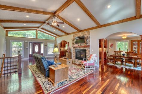 276 Lancelot Loop Clayton GA 30525