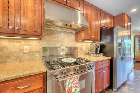 276 Lancelot Loop Clayton GA 30525