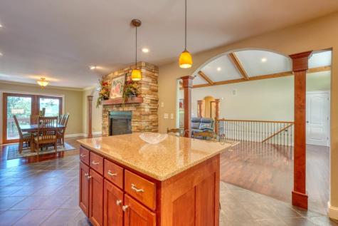 276 Lancelot Loop Clayton GA 30525
