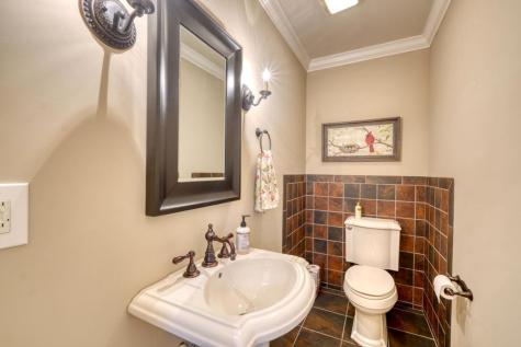 276 Lancelot Loop Clayton GA 30525