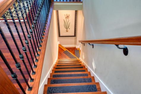 276 Lancelot Loop Clayton GA 30525