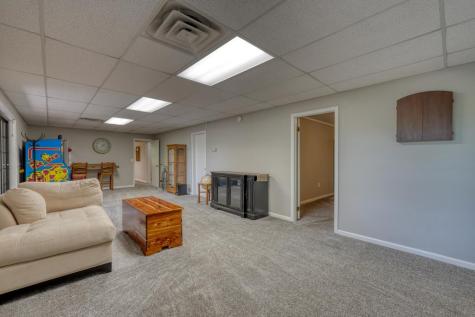 276 Lancelot Loop Clayton GA 30525