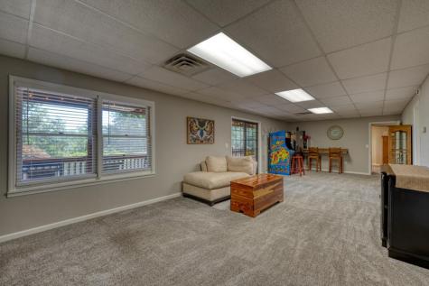276 Lancelot Loop Clayton GA 30525