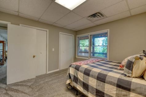 276 Lancelot Loop Clayton GA 30525