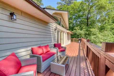 276 Lancelot Loop Clayton GA 30525