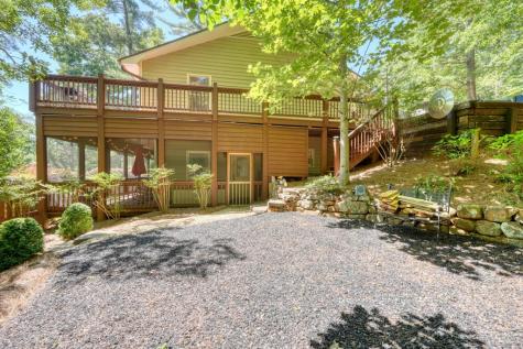 276 Lancelot Loop Clayton GA 30525