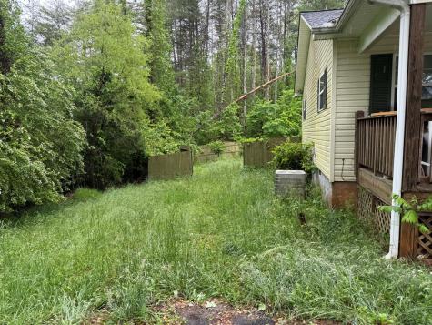 106 Copper Hill Church Lane Warne NC 28909