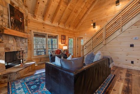 138 Rhondas Way Ellijay GA 30540