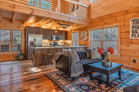 138 Rhondas Way Ellijay GA 30540